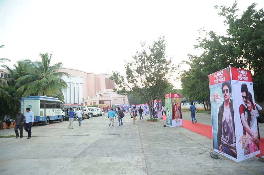 Attarintiki-Daredi-Thank-You-Meeting